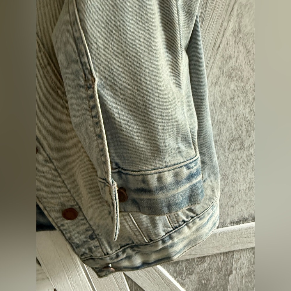 Super Flattering Market & Spruce Slight Stretch Denim Jacket - Picture 8 of 16